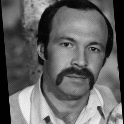 Сермягин Игорь Альбертович директор, аккомпаниатор 1987-2004гг.